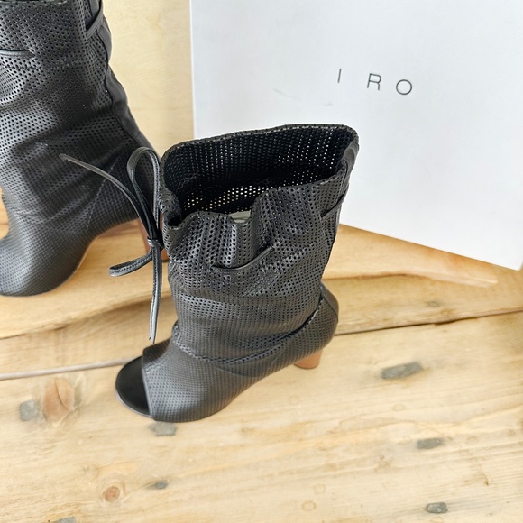 IRO Paris Dairel Perforated Leather Ankle bBoots Black NIB 38/7.5 Open Toe - Picture 3 of 11